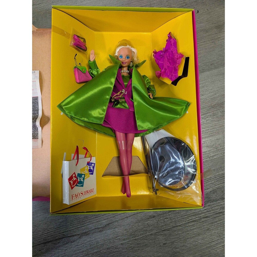 Barbie Madison Avenue FAO Schwarz 1992 Special Limited Edition Doll NIB Model 15